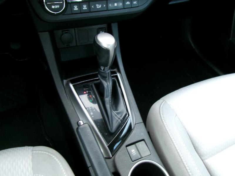 Toyota Corolla LE CVT 2015