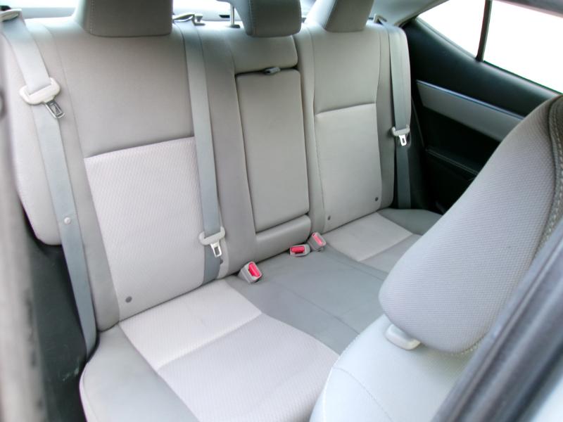 Toyota Corolla LE CVT 2015