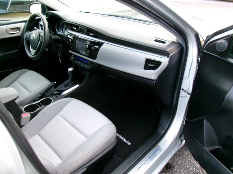 Toyota Corolla LE CVT 2015