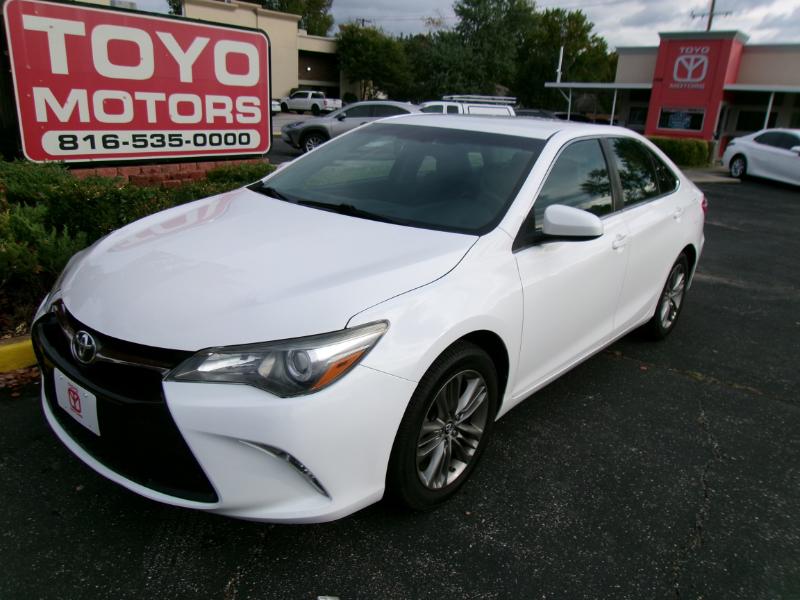 2016 Toyota Camry SE