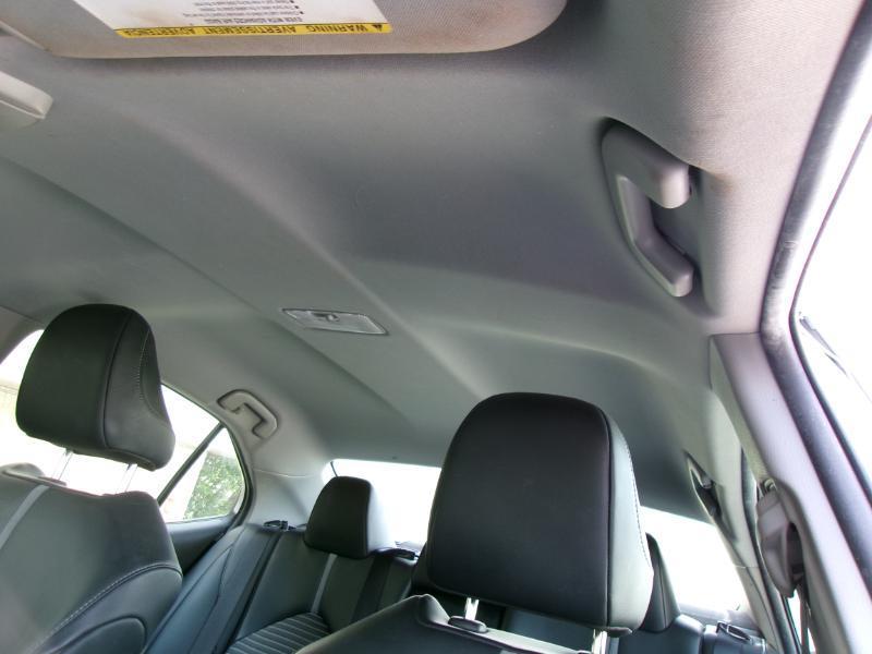 Toyota Camry SE 2020