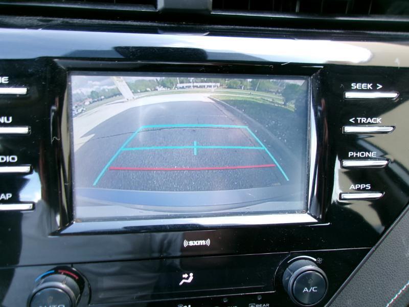 Toyota Camry SE 2020