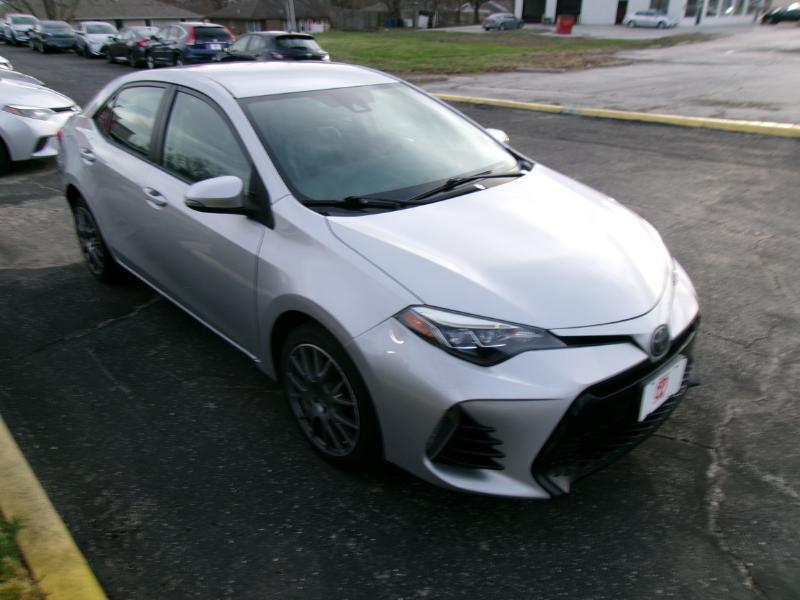 Toyota Corolla SE CVT 2017