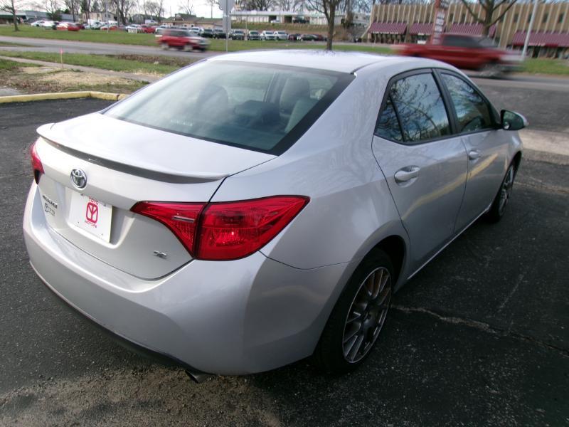 Toyota Corolla SE CVT 2017