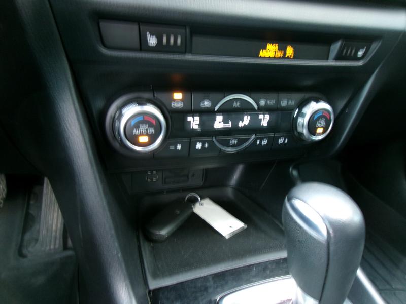 Mazda MAZDA3 i Touring AT 5-Door 2017