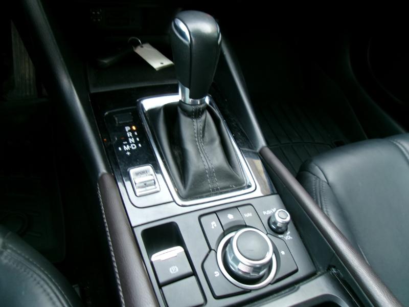 Mazda MAZDA3 i Touring AT 5-Door 2017