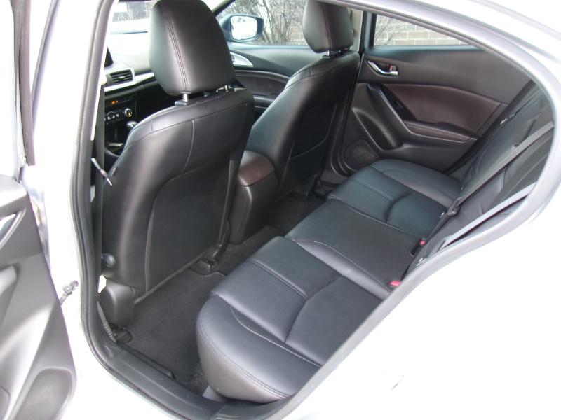 Mazda MAZDA3 i Touring AT 5-Door 2017