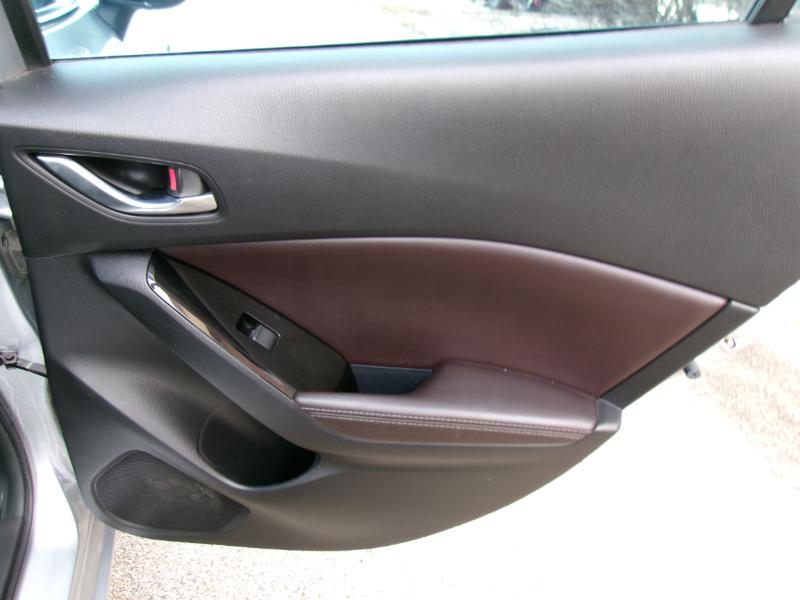 Mazda MAZDA3 i Touring AT 5-Door 2017