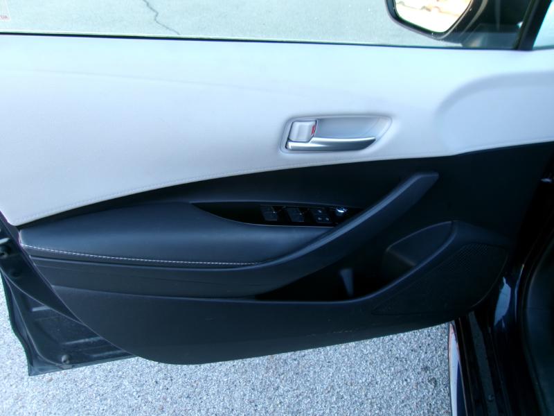 Toyota Corolla SE Hatchback CVT 2021