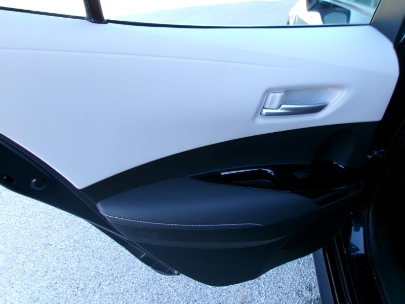 Toyota Corolla SE Hatchback CVT 2021