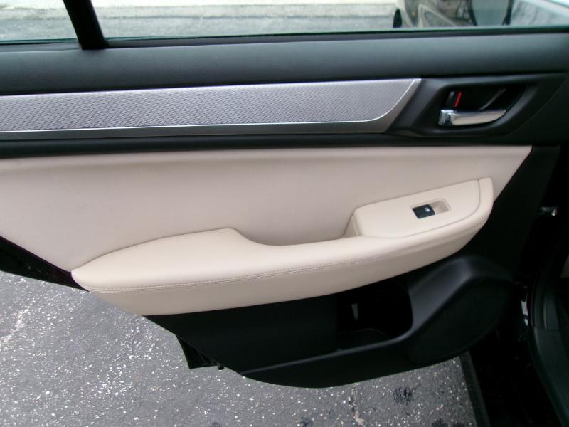 Subaru Legacy 2.5i Premium 2016