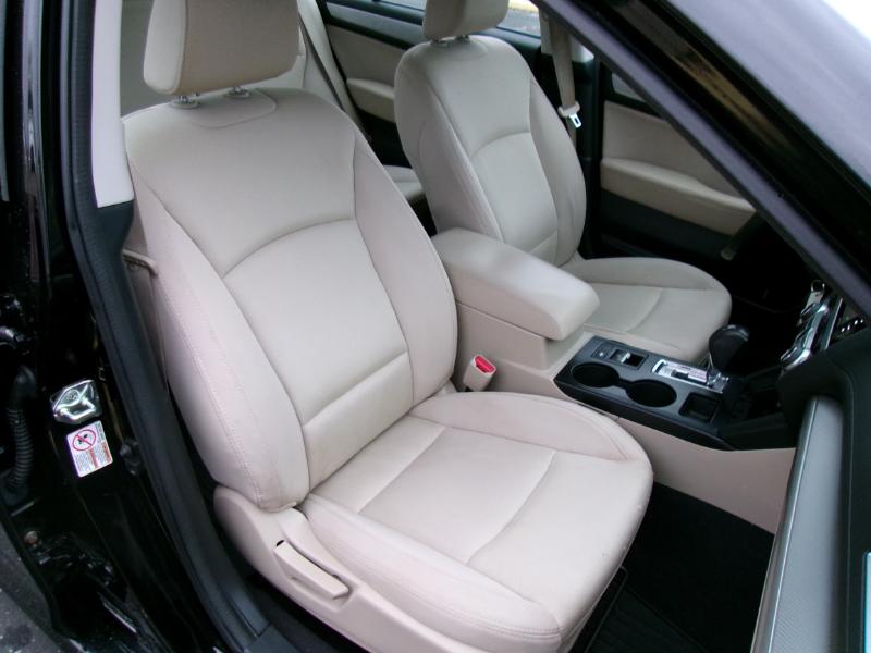 Subaru Legacy 2.5i Premium 2016