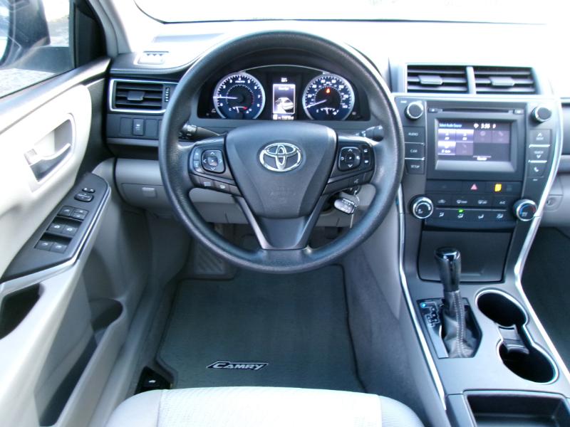 Toyota Camry LE 2017