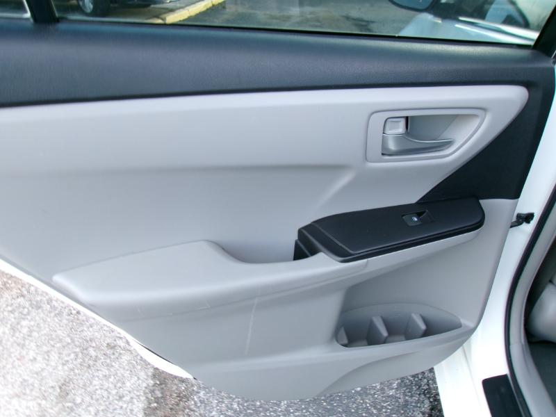 Toyota Camry LE 2017