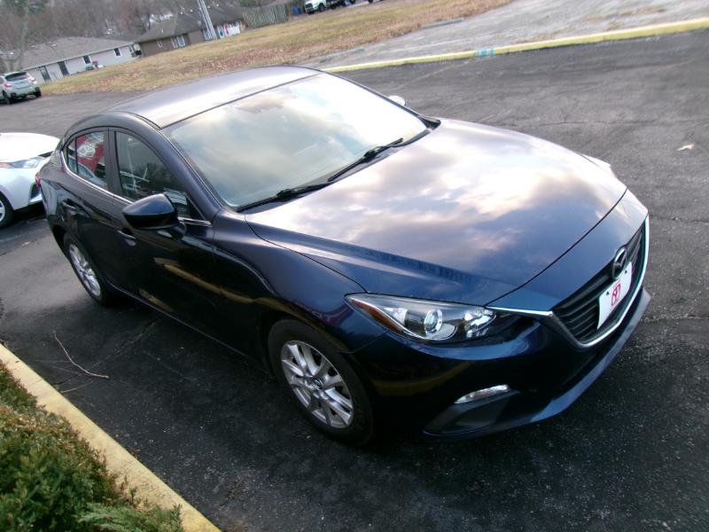 Mazda MAZDA3 i Sport AT 4-Door 2016