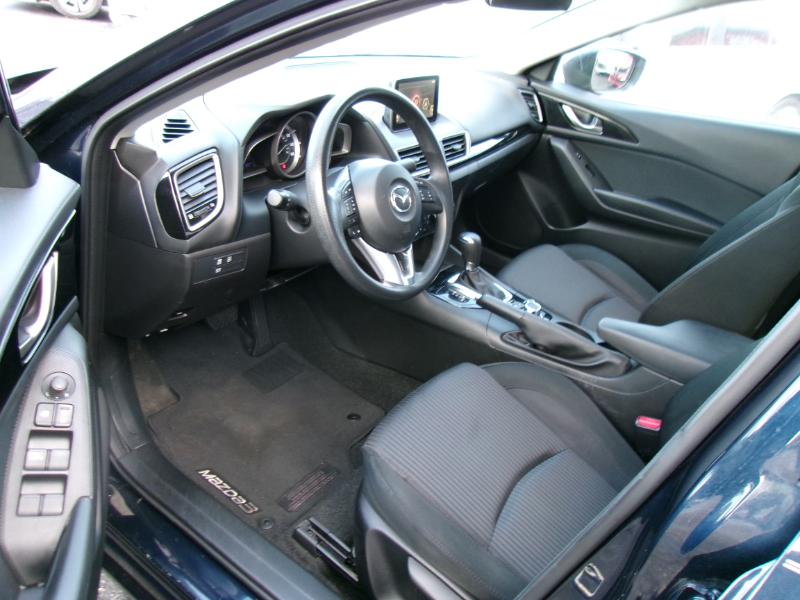 Mazda MAZDA3 i Sport AT 4-Door 2016