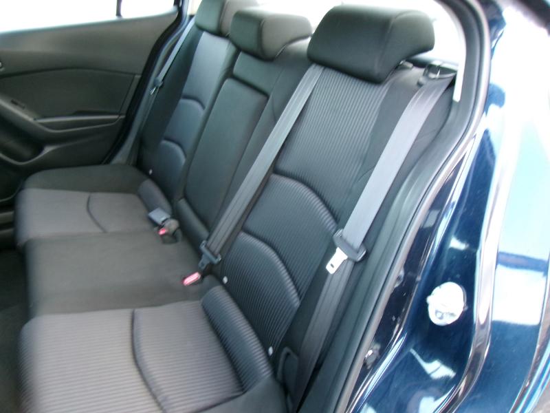 Mazda MAZDA3 i Sport AT 4-Door 2016