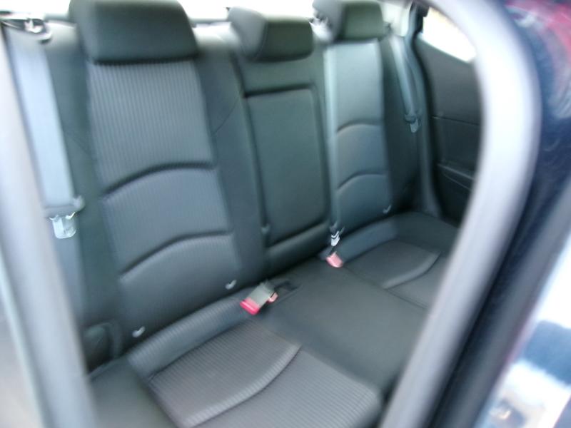 Mazda MAZDA3 i Sport AT 4-Door 2016