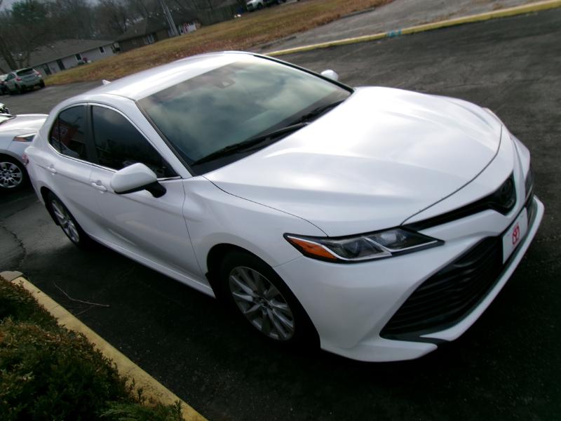 Toyota Camry LE 2020