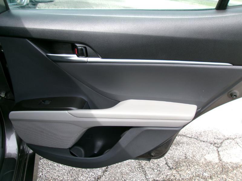 2021 Toyota Camry LE - Photo 23
