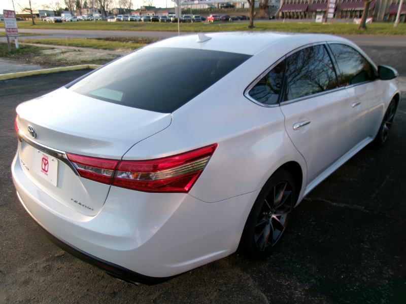 Toyota Avalon Limited 2015