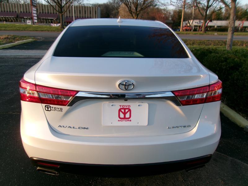 Toyota Avalon Limited 2015