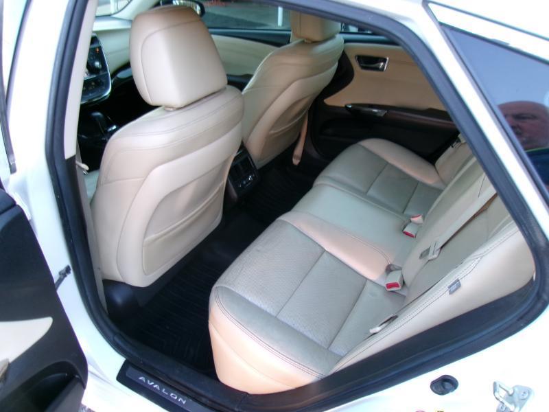 Toyota Avalon Limited 2015