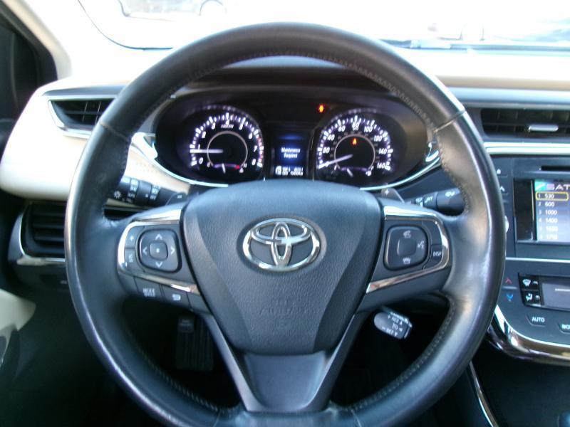 Toyota Avalon XLE 2013