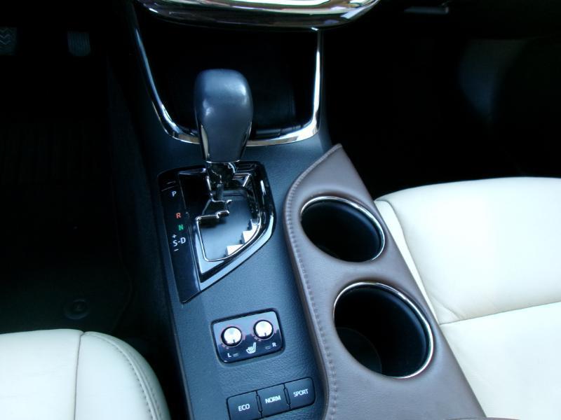 Toyota Avalon XLE 2013