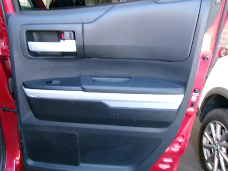 Toyota Tundra SR5 5.7L V8 Double Cab 4WD 2017