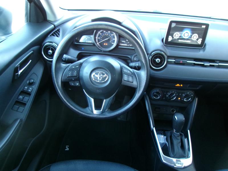 Toyota Yaris iA 6A 2017