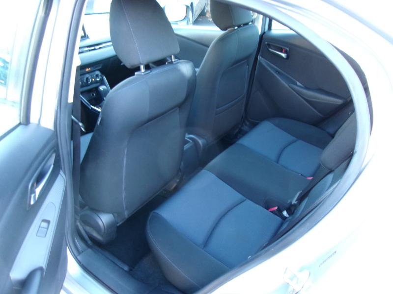 Toyota Yaris iA 6A 2017