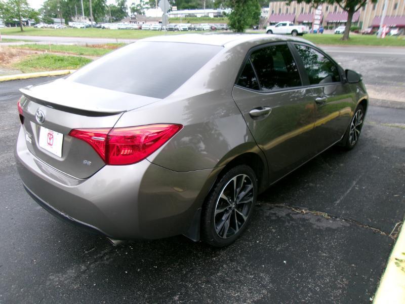 Toyota Corolla SE CVT 2018
