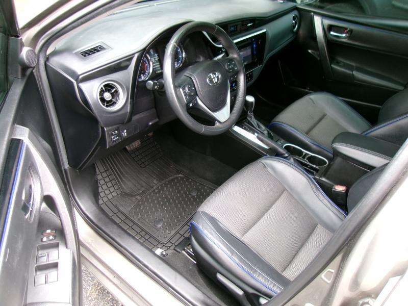 Toyota Corolla SE CVT 2018