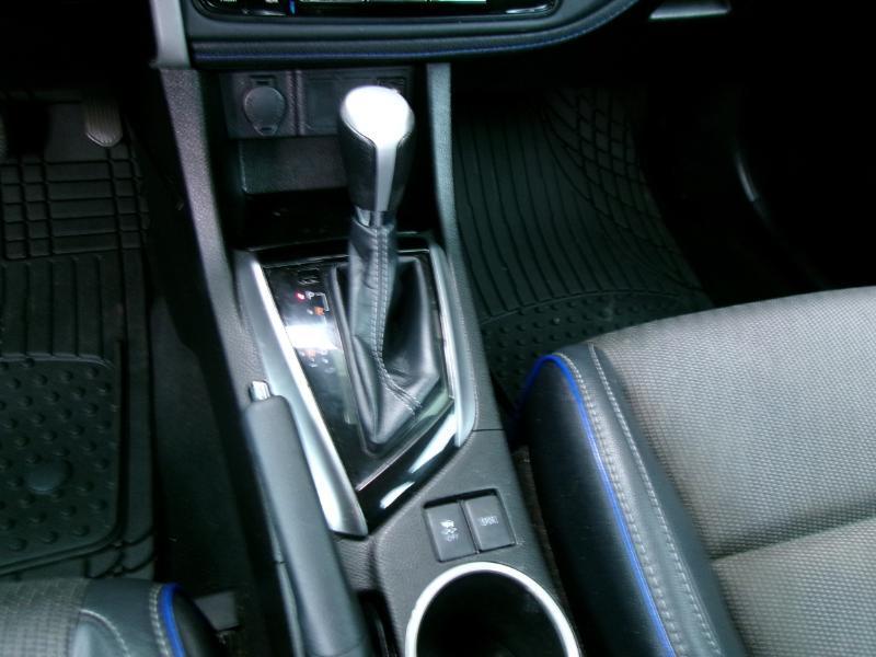 Toyota Corolla SE CVT 2018