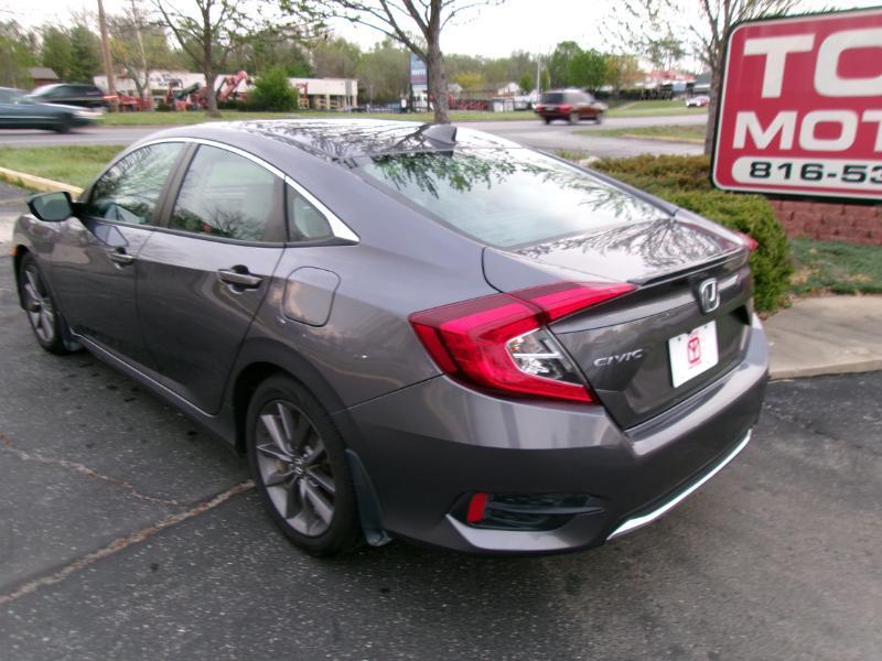 Honda Civic EX Sedan CVT 2020