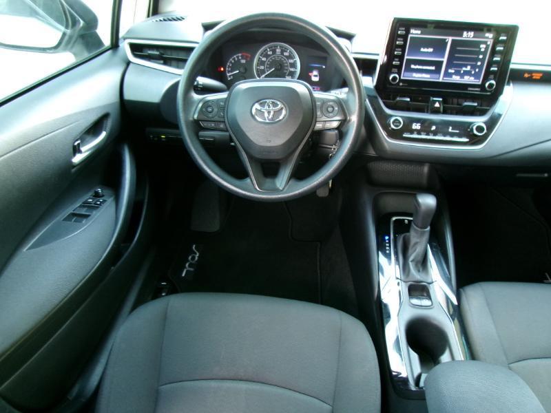 Toyota Corolla LE 2021