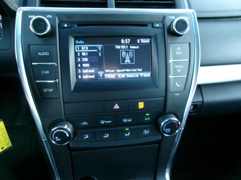 Toyota Camry SE 2016