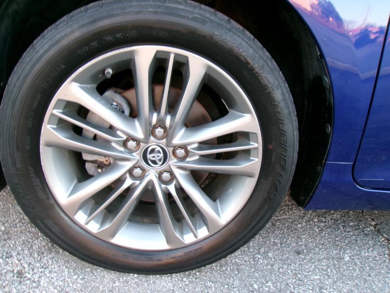 Toyota Camry SE 2016