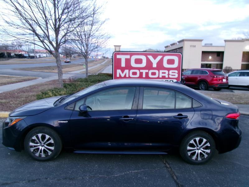 Toyota Corolla LE Hybrid 2020