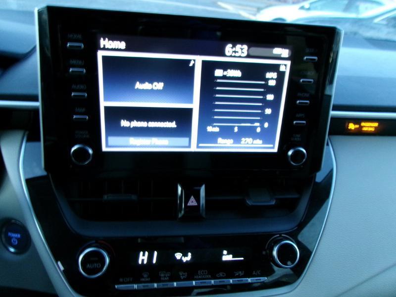 Toyota Corolla LE Hybrid 2020