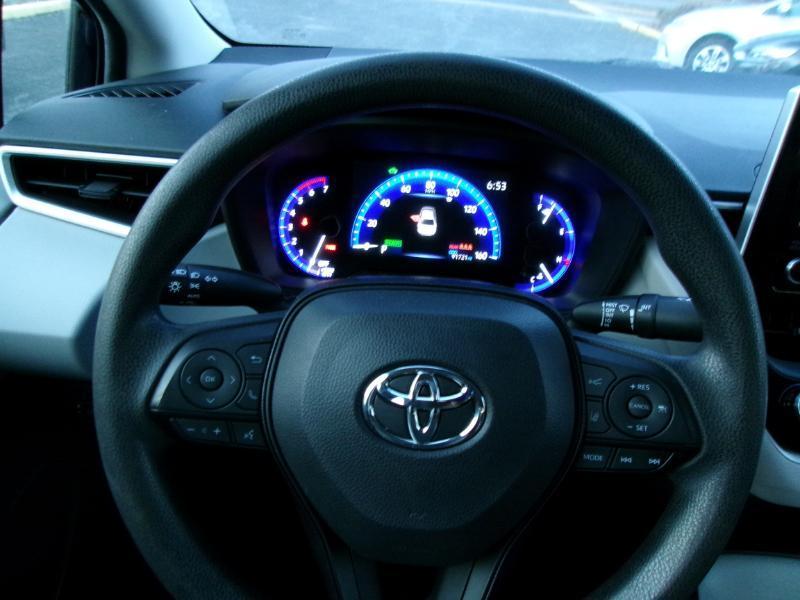 Toyota Corolla LE Hybrid 2020