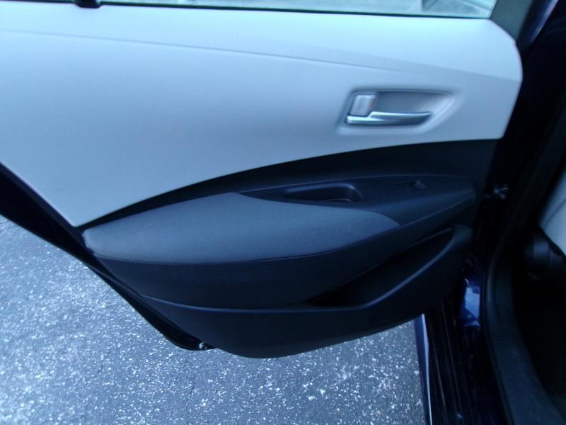 Toyota Corolla LE Hybrid 2020