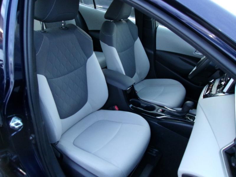 Toyota Corolla LE Hybrid 2020