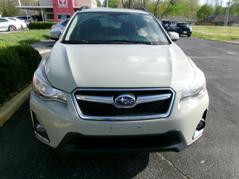 Subaru Crosstrek 2.0i Limited PZEV CVT 2017