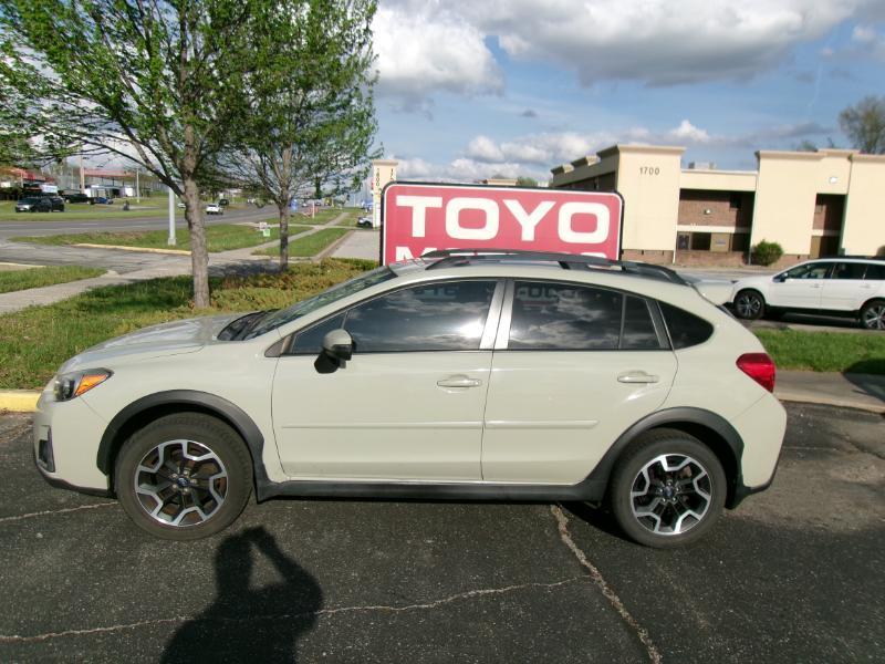 Subaru Crosstrek 2.0i Limited PZEV CVT 2017