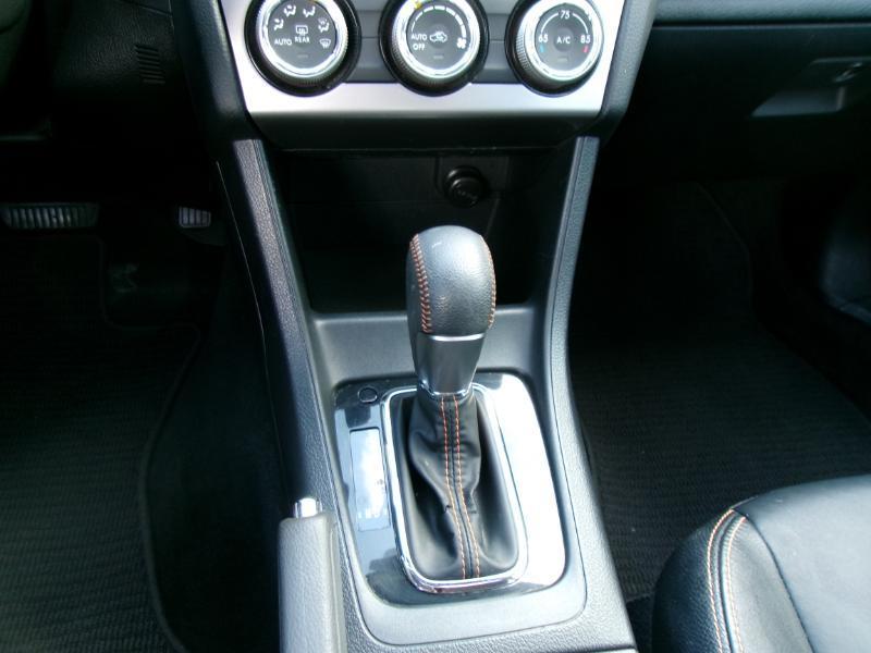 Subaru Crosstrek 2.0i Limited PZEV CVT 2017