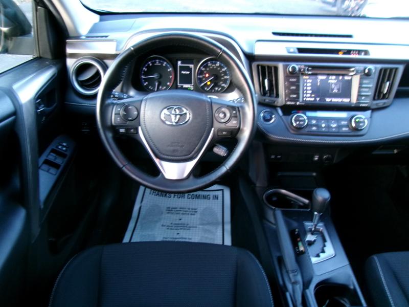 Toyota RAV4 XLE AWD 2018