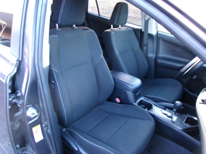 Toyota RAV4 XLE AWD 2018