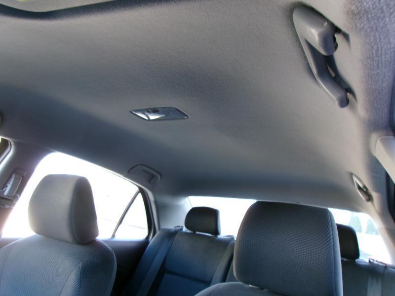 Toyota Yaris Sedan 4-Speed AT 2012